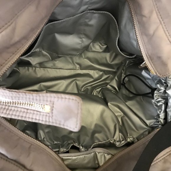 Kate Spade- gray Quilted Nylon Stevie Baby Bag - Picture 5 of 6